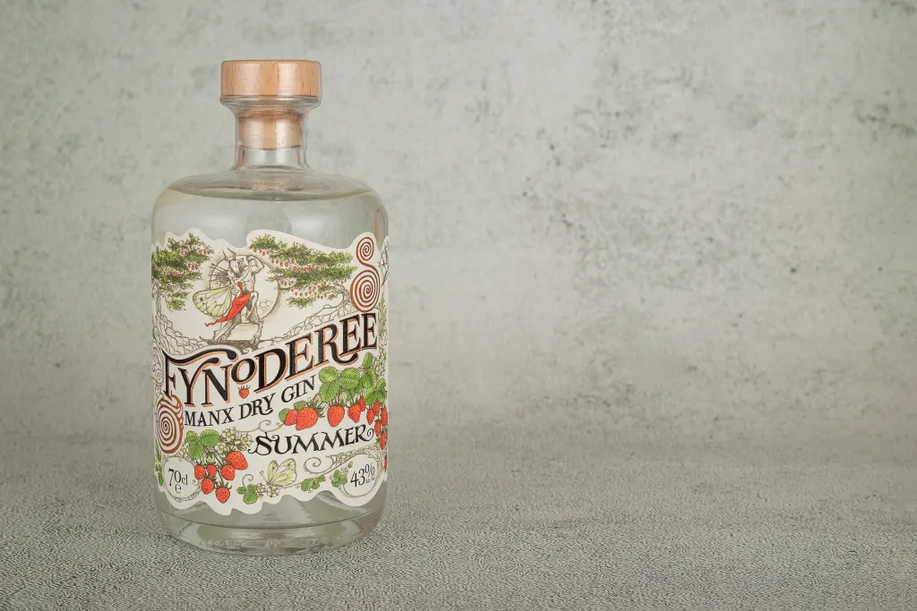 Fynoderee Manx Dry Gin Full Bottle