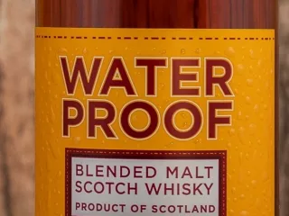 Label Apeel Tips & Tricks: Enhancing Your Labels with Screen Printing