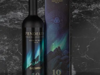 Premium whisky label printing with metallic depth