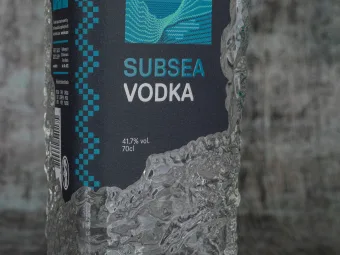 A Gold Win Beneath the Waves: Faer Isles Subsea Vodka label