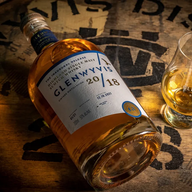 How to Get the Best from Embossed Labels: 5 Expert Tips